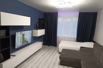 2х комнатная квартира по Набережной 102