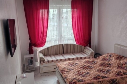 Сдаётся благоустроенная однокомнатная квартира